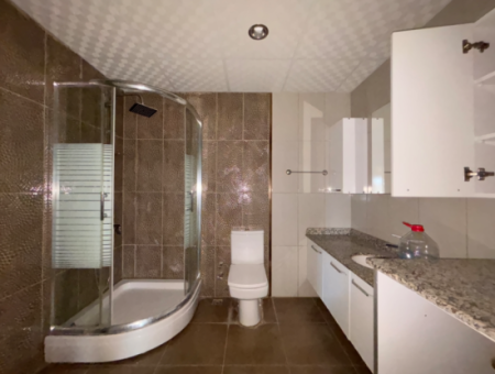3 1 Apartment For Sale With Natural Gas In Seferihisar Camikebir Neighborhood