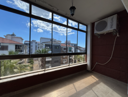 3 1 Apartment For Sale With Natural Gas In Seferihisar Camikebir Neighborhood