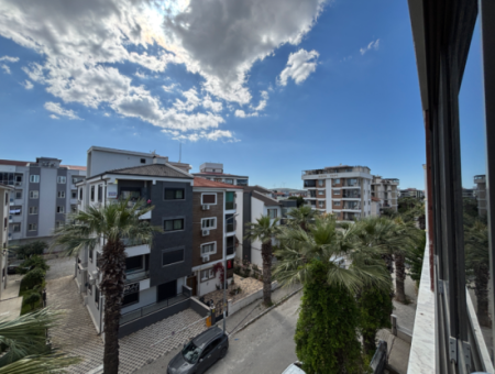 3 1 Apartment For Sale With Natural Gas In Seferihisar Camikebir Neighborhood