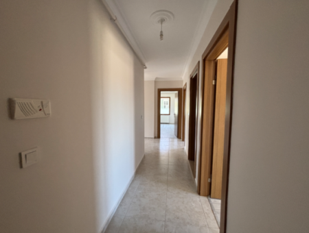 3 1 Apartment For Rent In Seferihisar Camikebir Neighborhood Combi Natural Gas Indoor Kitchen