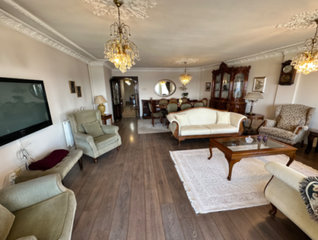 Fully Furnished Mansion Apartment With Parking In Küçükyalida