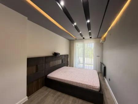 Specially Designed, Spacious And Comfortable 1 1 Apartment In Çolak İbrahim Neighborhood, Developing Region Of Seferihisar