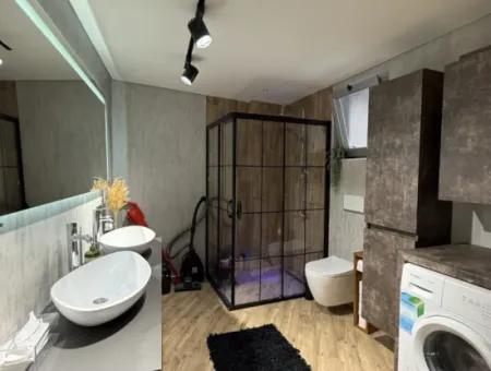 Specially Designed, Spacious And Comfortable 1 1 Apartment In Çolak İbrahim Neighborhood, Developing Region Of Seferihisar