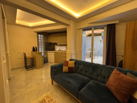 1 1 50M2 Apartment For Rent With Detached Garden On Akincilar Street In Alsancak Kahramanlar!