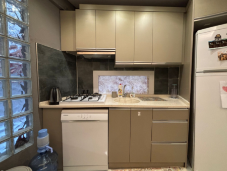 1 1 50M2 Apartment For Rent With Detached Garden On Akincilar Street In Alsancak Kahramanlar!