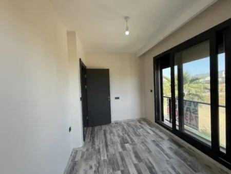 3 In 1 Villa With Pool, Garden And Wide Use In Doganbey