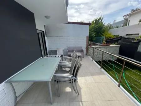 Seasonal Rental Detached Villa In The Heart Of Alacati – 3 1 – Garden – No Cost – 150 M²