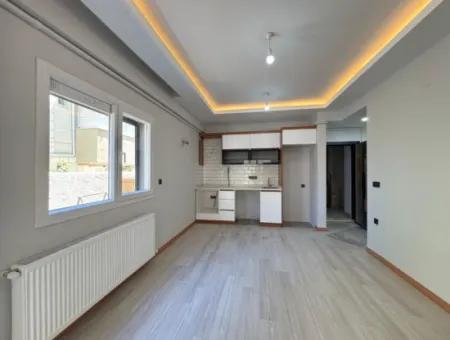 Seferihisar Camiikebir Neighborhood Gözsüzler District, Brand New Apartment Opportunity With Detached Garden