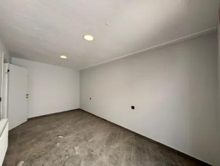 Seferihisar Camiikebir Neighborhood Gözsüzler District, Brand New Apartment Opportunity With Detached Garden