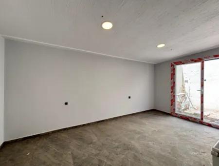 Seferihisar Camiikebir Neighborhood Gözsüzler District, Brand New Apartment Opportunity With Detached Garden