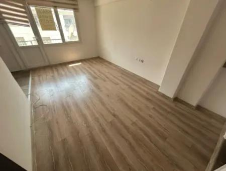 1 1 50 M2 Apartment For Rent With Balcony In Kahramanlar