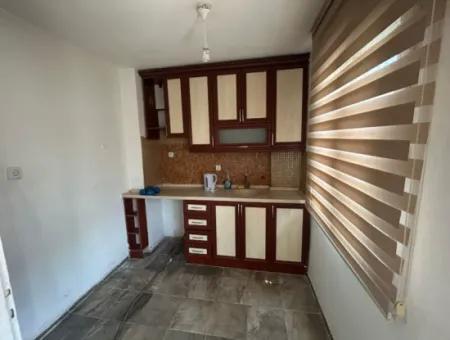 1 1 50 M2 Apartment For Rent With Balcony In Kahramanlar