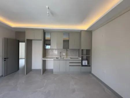 Meeting Point Of Modern Comfort And Luxury Touches: Apartment For Sale In Seferihisar Çolakibrahimbey