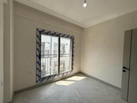 Meeting Point Of Modern Comfort And Luxury Touches: Apartment For Sale In Seferihisar Çolakibrahimbey