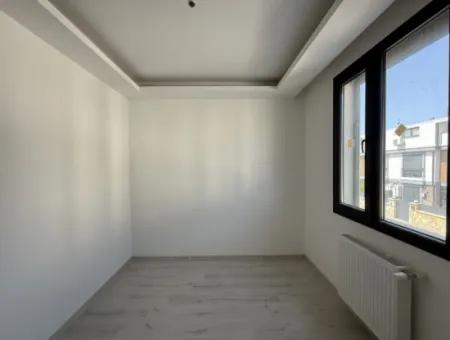 Zero And Session-Ready Apartment Opportunity In Seferihisar's Prestigious Project