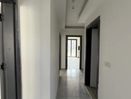 Zero And Session-Ready Apartment Opportunity In Seferihisar's Prestigious Project