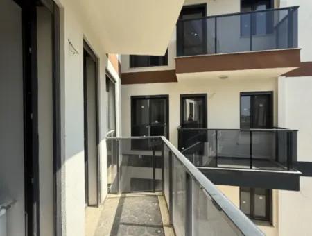 Zero And Session-Ready Apartment Opportunity In Seferihisar's Prestigious Project