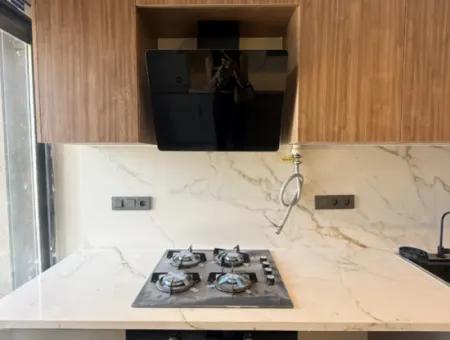 Brand New Apartment With Pool, Equipped With Luxury Details, In Seferihisar Çolakibrahimbey Neighborhood