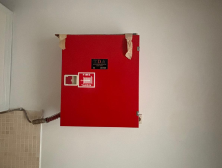 4 Rooms With Fire Escape On Alsancak Kıbrıs Martyrs Street 1 Living Room 160 M2 Double Elevator Workplace Office Office