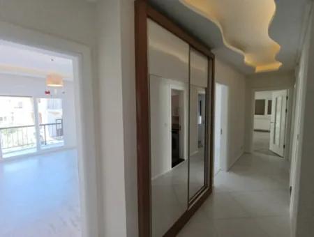 Spacious Apartment On The Main Road Of Seferihisar Izmir, Specially Planned For Parents, Free Of Cost