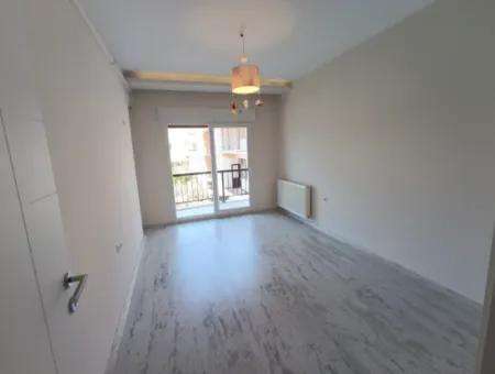 Spacious Apartment On The Main Road Of Seferihisar Izmir, Specially Planned For Parents, Free Of Cost