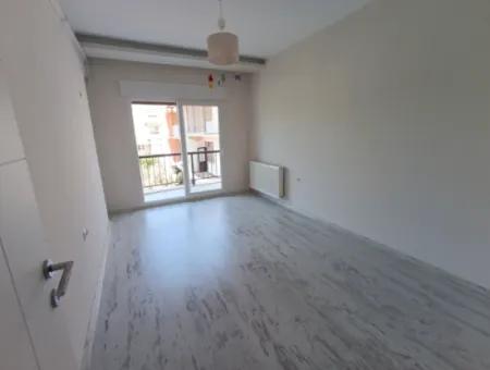 Spacious Apartment On The Main Road Of Seferihisar Izmir, Specially Planned For Parents, Free Of Cost
