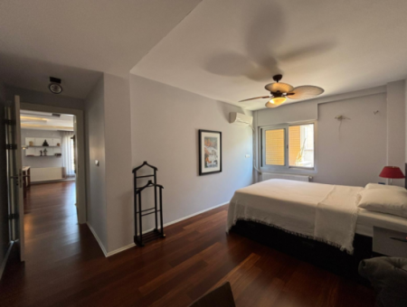2 1 Corner Apartment For Rent With En-Suite Bathroom, Furniture, Parking, On Alsancakgül Street!