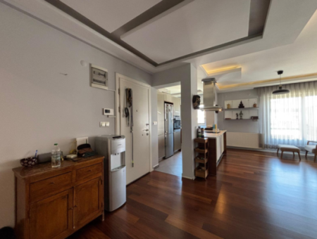 2 1 Corner Apartment For Rent With En-Suite Bathroom, Furniture, Parking, On Alsancakgül Street!