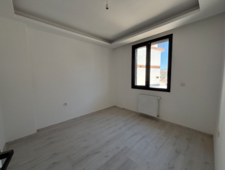 1 1 Apartment For Sale In A Complex In Seferihisar Çolakibrahim Bey Neighborhood
