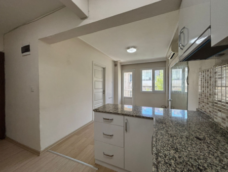 1 1 Free Rent Apartment With Elevator Near Alsancak Mosque!