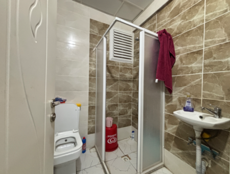 Market With Wc For Sale In Seferihisar Turabiye Neighborhood