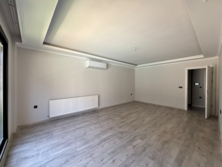 3 1 Apartment For Sale In Seferihisar Güzelkent Complex