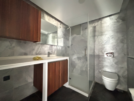 3 1 Apartment For Sale In Seferihisar Güzelkent Complex