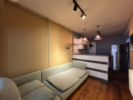 1St Floor 2 1 70M2 Natural Gas Furnished Apartment For Rent In Alsancak Kahramanlar!