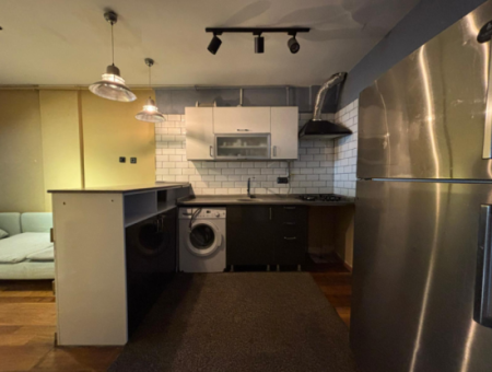 1St Floor 2 1 70M2 Natural Gas Furnished Apartment For Rent In Alsancak Kahramanlar!