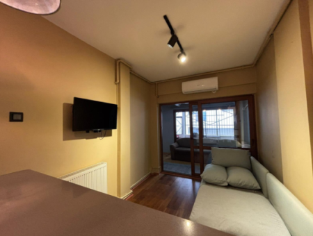 1St Floor 2 1 70M2 Natural Gas Furnished Apartment For Rent In Alsancak Kahramanlar!