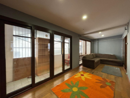 1St Floor 2 1 70M2 Natural Gas Furnished Apartment For Rent In Alsancak Kahramanlar!