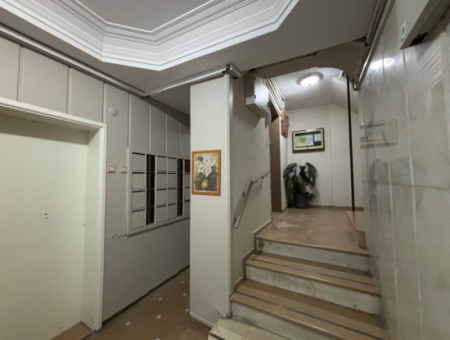 Alsancak Talatpaşa Boulevard 3 1 130M2 Business For Rent / Practice