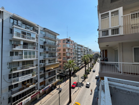 Alsancak Talatpaşa Boulevard 3 1 130M2 Business For Rent / Practice
