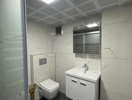 Centrally Located, Fully Renovated, Spacious And Comfortable 3 1 Apartment In Seferihisar Camikebir Neighborhood