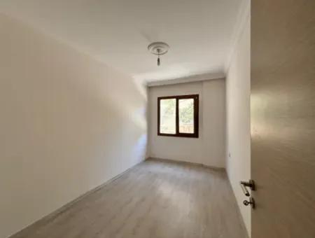 High Entrance In Seferihisar Çolakibrahim Bey Neighborhood 3 1 Spacious Apartment For Sale