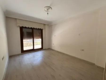 High Entrance In Seferihisar Çolakibrahim Bey Neighborhood 3 1 Spacious Apartment For Sale