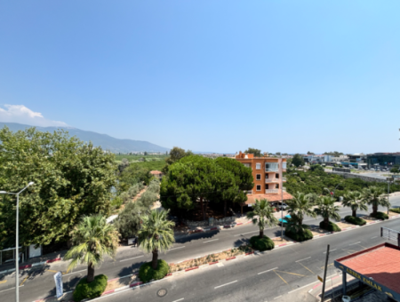 130 M2 Apartment For Sale With 3 1 En-Suite Bathroom In Gümüldür Bazaar