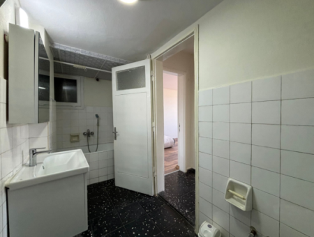 Alsancak Culture Neighborhood Şair Eşref 2 1 Free Rent Apartment!
