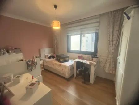 Centrally Located, Spacious And Affordable 2 1 Apartments