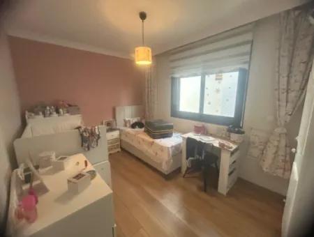 Centrally Located, Spacious And Affordable 2 1 Apartments