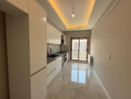 2 In 1 Apartment Designed With Luxury Architecture In Seferihisar Çolakibrahimbey
