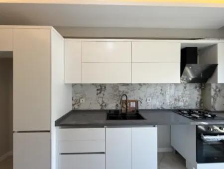 2 In 1 Apartment Designed With Luxury Architecture In Seferihisar Çolakibrahimbey