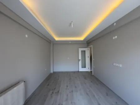 2 In 1 Apartment Designed With Luxury Architecture In Seferihisar Çolakibrahimbey