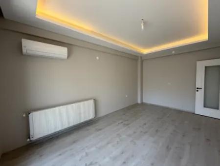 2 In 1 Apartment Designed With Luxury Architecture In Seferihisar Çolakibrahimbey